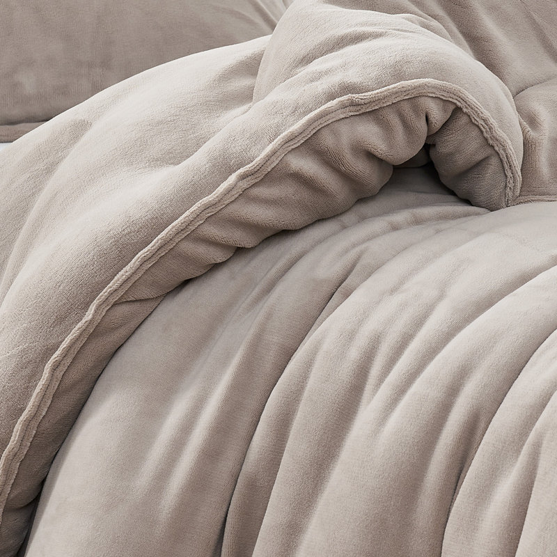 Warmer than Warm - Coma Inducer Oversized Comforter Set, Twin Extra Long Comforter + 1 Standard Sham, Tan