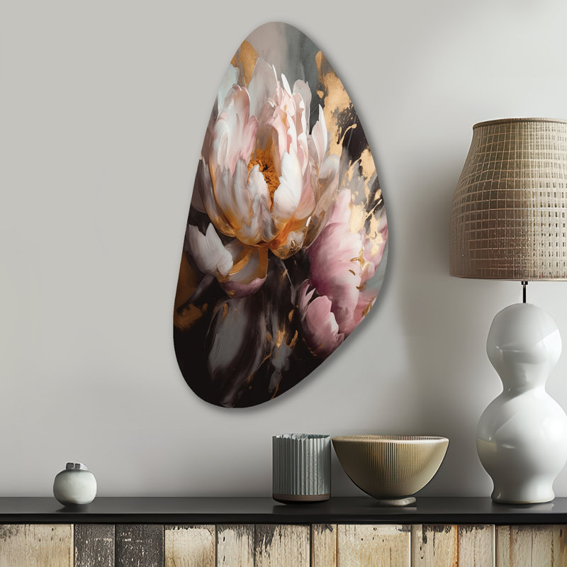 Marbre rose doré pivoine fleur V - décoration murale abstraite asymétrique en métal, sculpture murale en métal de forme unique