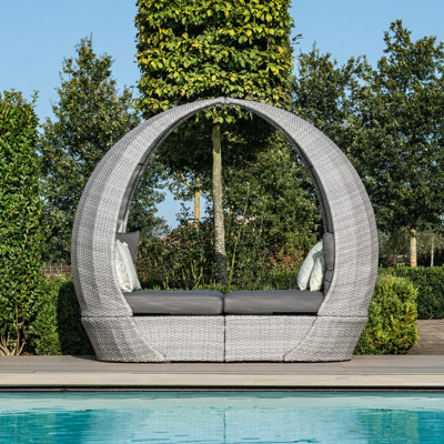 Crimora 220 cm W Metal Patio Daybed with Cushions