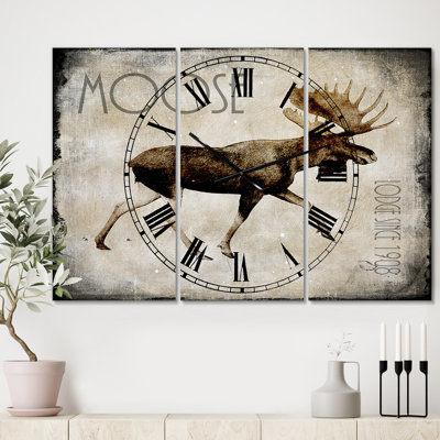 Horloge murale surdimensionnée 3 panneaux Moose Lodge