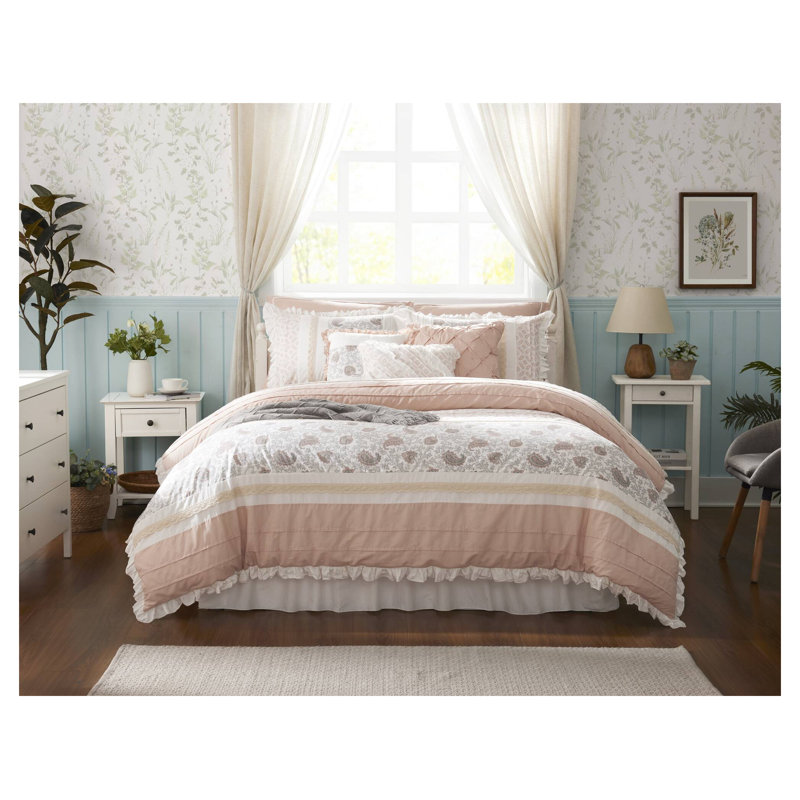 Ensemble d'édredon 9 pièces Blush King - literie de ferme avec bordure en dentelle et coussins décoratifs