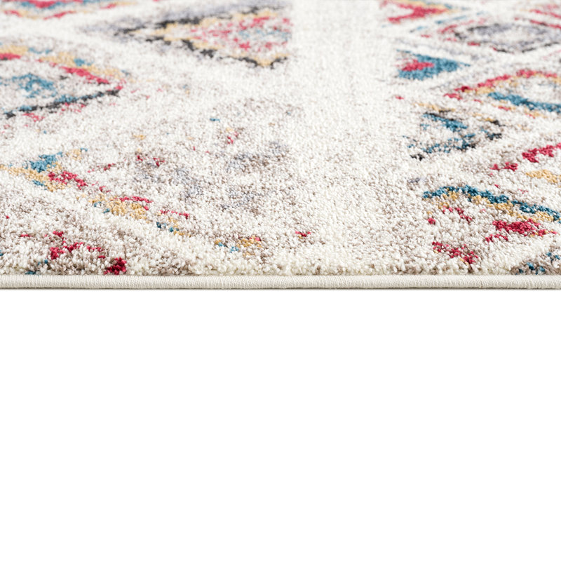 Rug Branch Safa 4' x 6' (3'9" x 5'6") Cream/Red Boho Indoor Area Rug, Contemporary, Medium Pile, Stain-Resistant Carpet - Living Room, Bedroom, Dining Room, and Kitchen