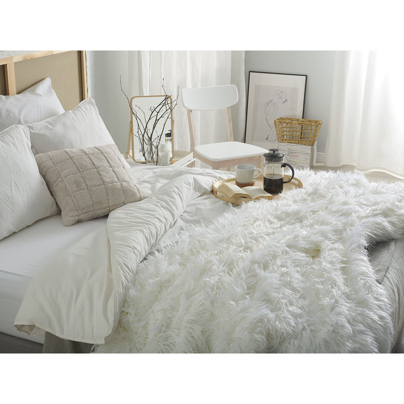 Bostrom Solid Colour Bedspread