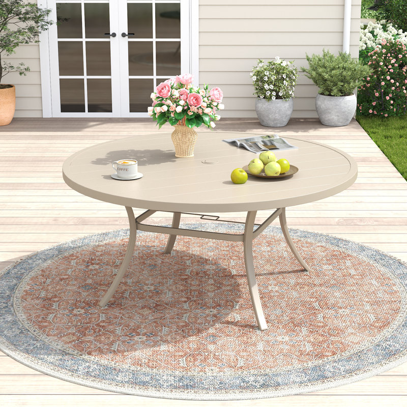 Table de salle à manger ronde extérieure de 135 cm (53 po) avec trou pour parasol, Sable / coquillage