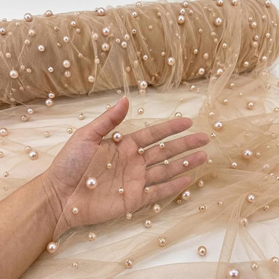 Tulle perle champagne au mètre, tulle doux extensible dans les deux sens, 147 cm de large, orné de perles éparses, idéal pour les voiles, robes et superpositions.