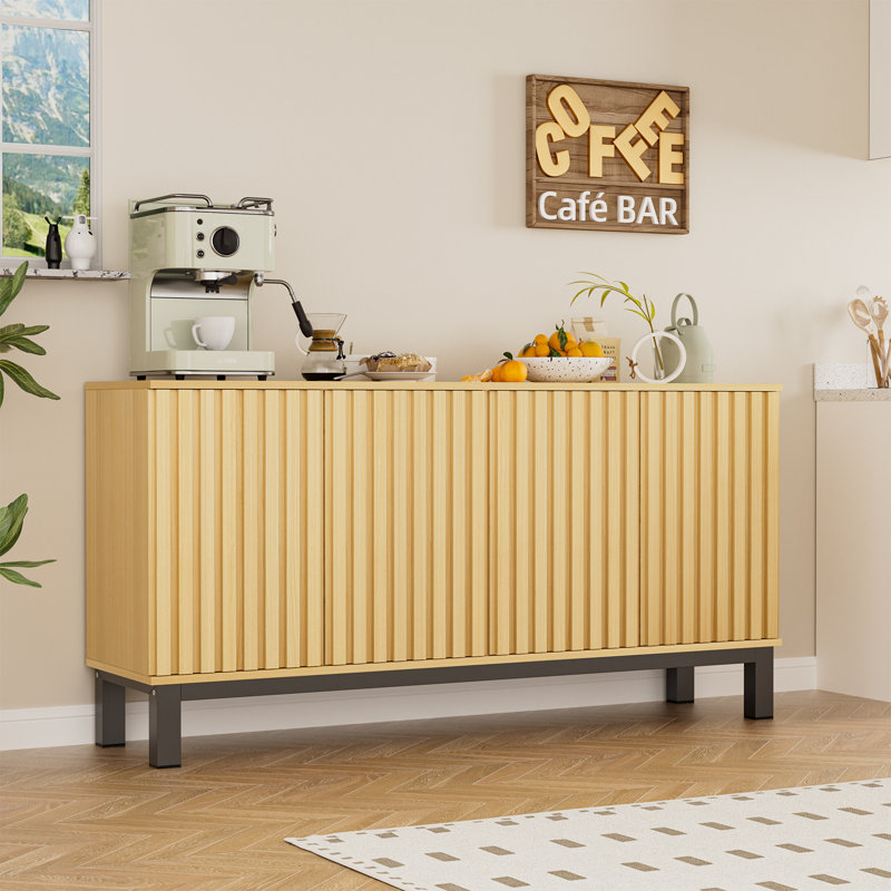 Buffet de 63 po avec rangement, grand buffet avec 4 portes cannelées, Naturel