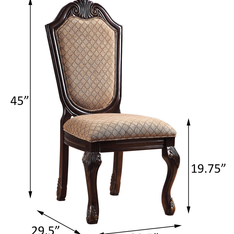 2 chaises d'appoint beiges traditionnelles - dossier solide, siège garni de passepoil, pieds floraux arqués, coussin de siège bordé de bourre pour la salle à manger