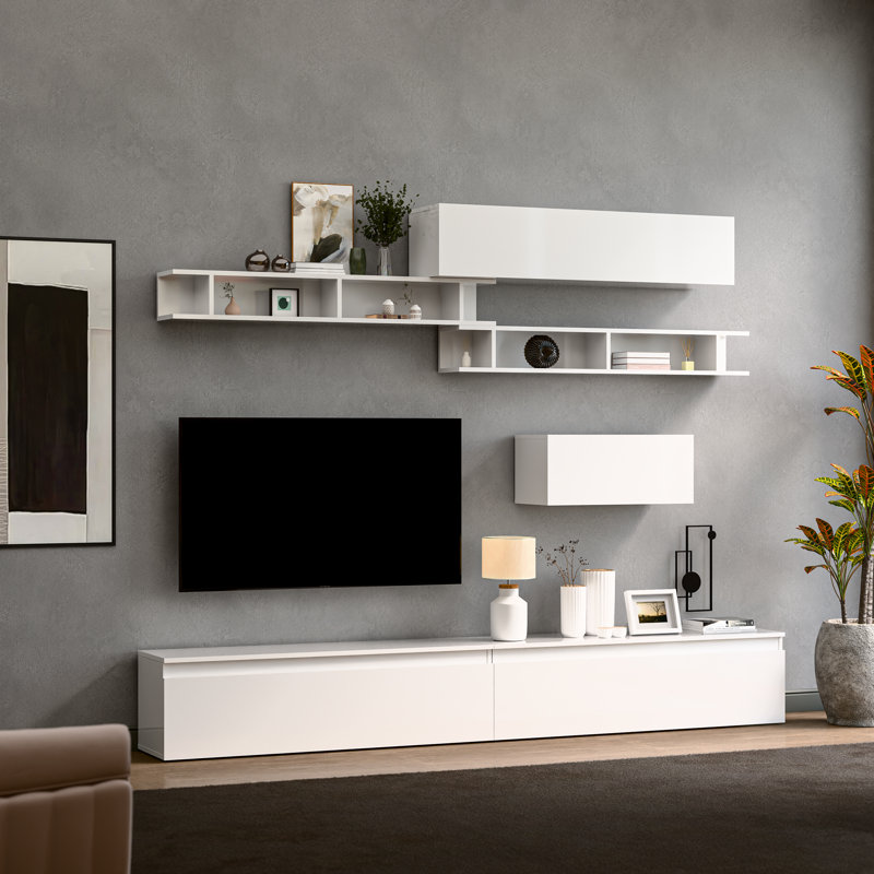 Madrid Entertainment Centre, White