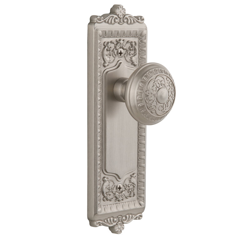 Assiette simple Grandeur Windsor avec bouton de porte Windsor, Nickel satiné