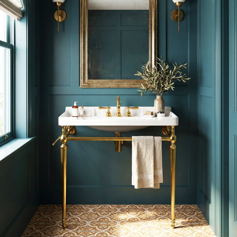 Lavabo mural en céramique avec pieds en acier inoxydable Corbin, Blanc, Gold, 36"