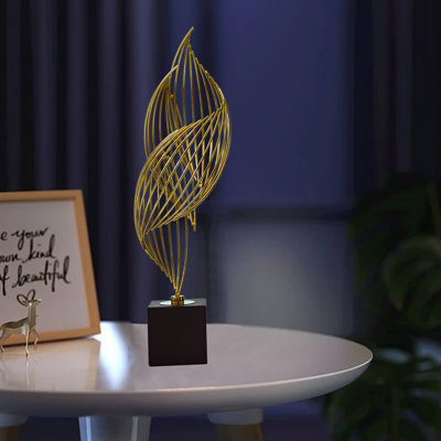 Ahlam Fashion Figurines & Sculptures