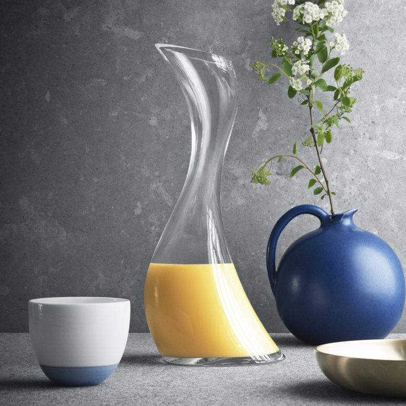 Cobra Glass 25.36 oz. Carafe