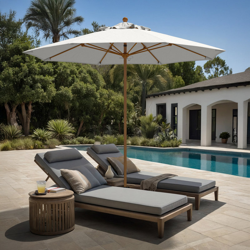 Parasol de patio en bois de teck de 9 pieds avec nervures en fibre de verre et poussoir en Pacifica naturel