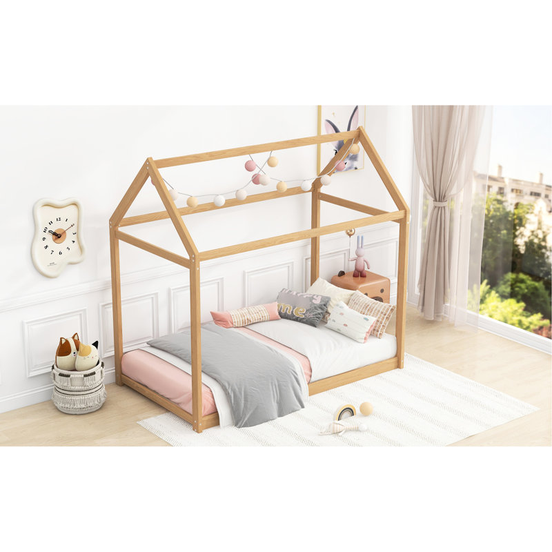 Lit simple en bois - offre un espace de chambre à coucher relaxant et paisible en bois offrant une expérience de sommeil confortable