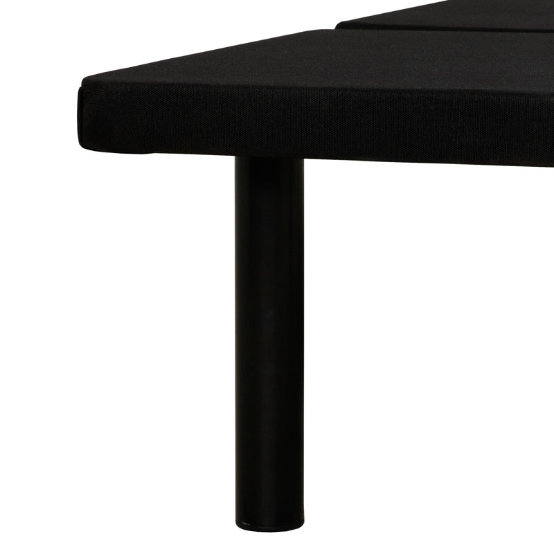 Base de lit plateforme grand avec revêtement noir et acier, structure simple sous le lit, style minimaliste, rangement pour le stress