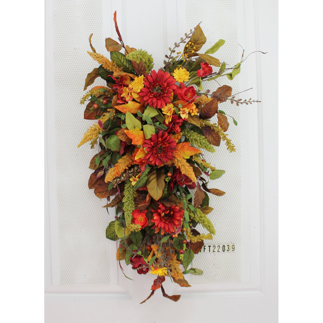 Faux Daisy Swag The Holiday Aisle®