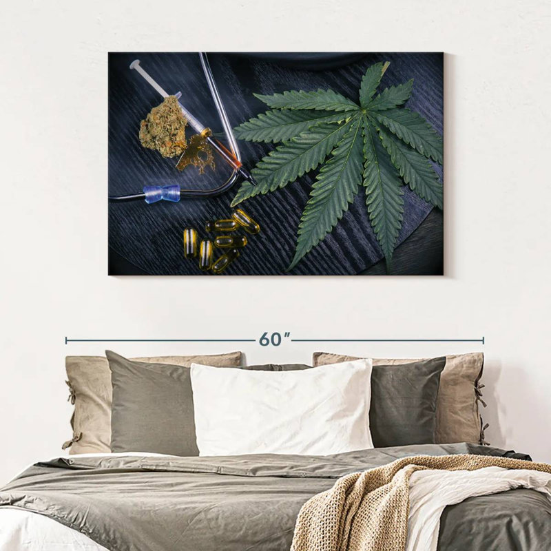 Senne Medicinal Marijuana Leaf, 32" H x 48" W