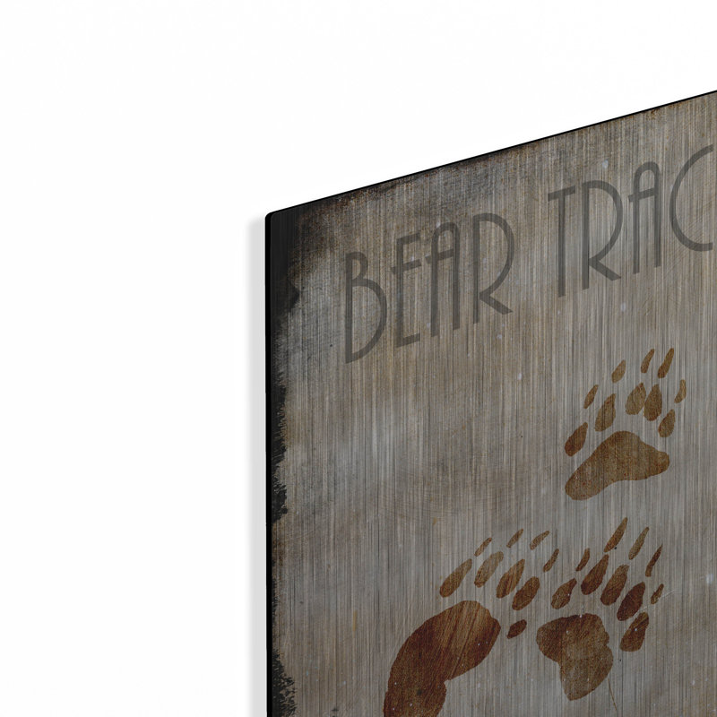 «Moose Lodge 2 Bear Tracks» par Lightbox Journal, H 12 po x l 12 po