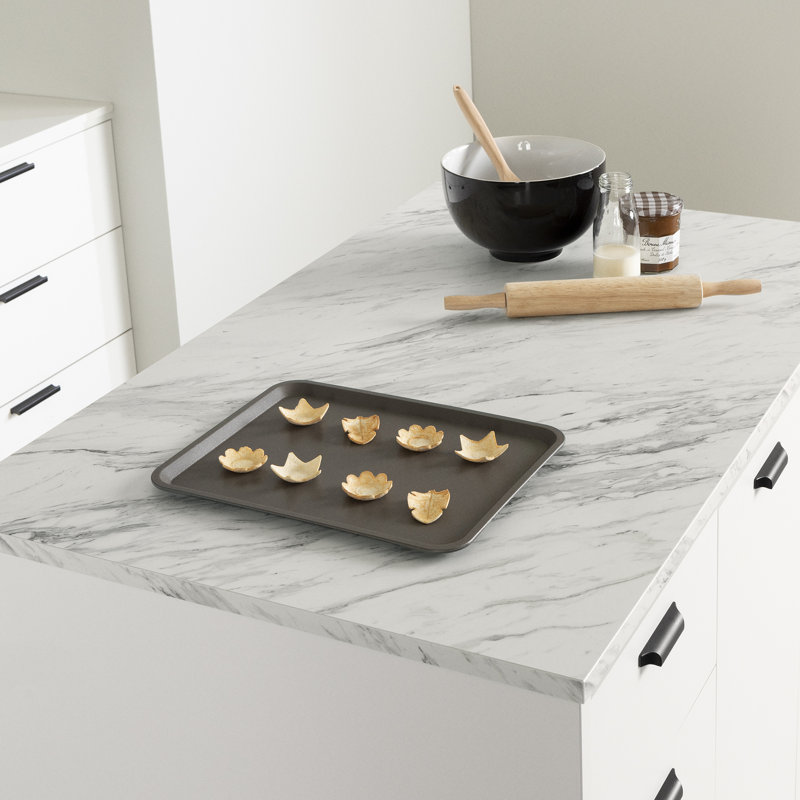 Îlot de cuisine avec rangement Myro, Faux marbre blanc