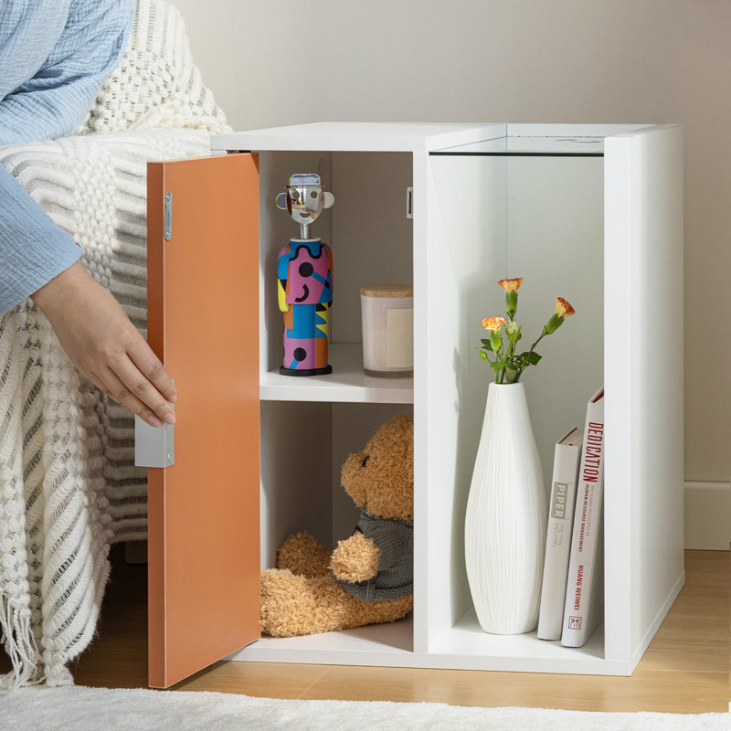 Lafabre End Table