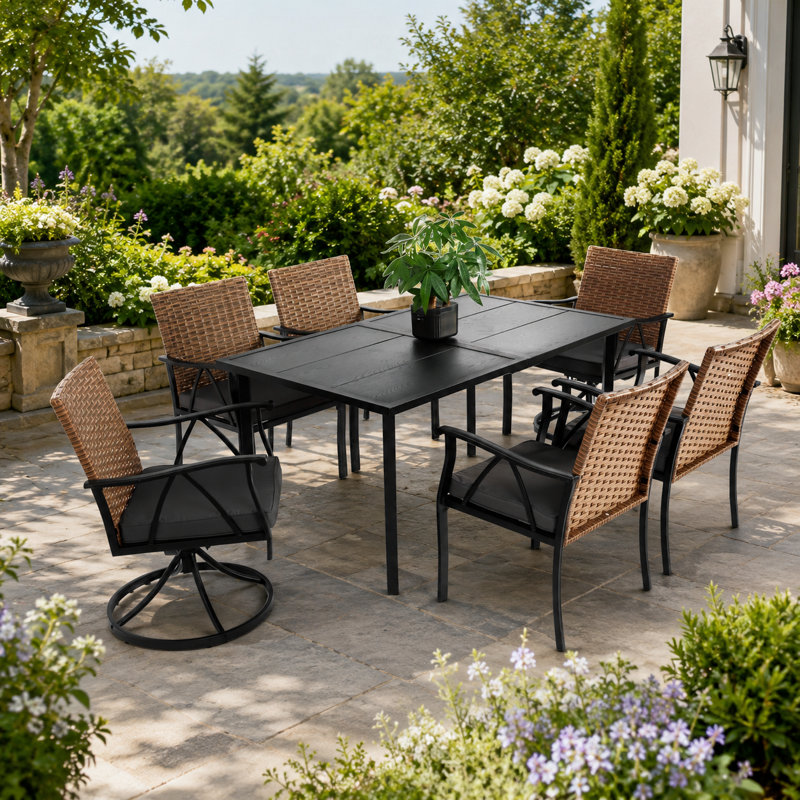 Ensemble repas d'extérieur en osier avec plateau en acier, chaises rembourrées et sièges pivotants