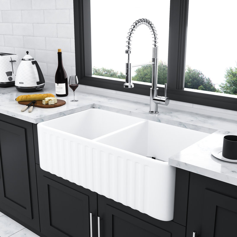 Évier de cuisine en céramique blanche 33 po - double cuve 50/50 durable, résistante à la chaleur, conservant la couleur des égratignures, élégante et décolorante