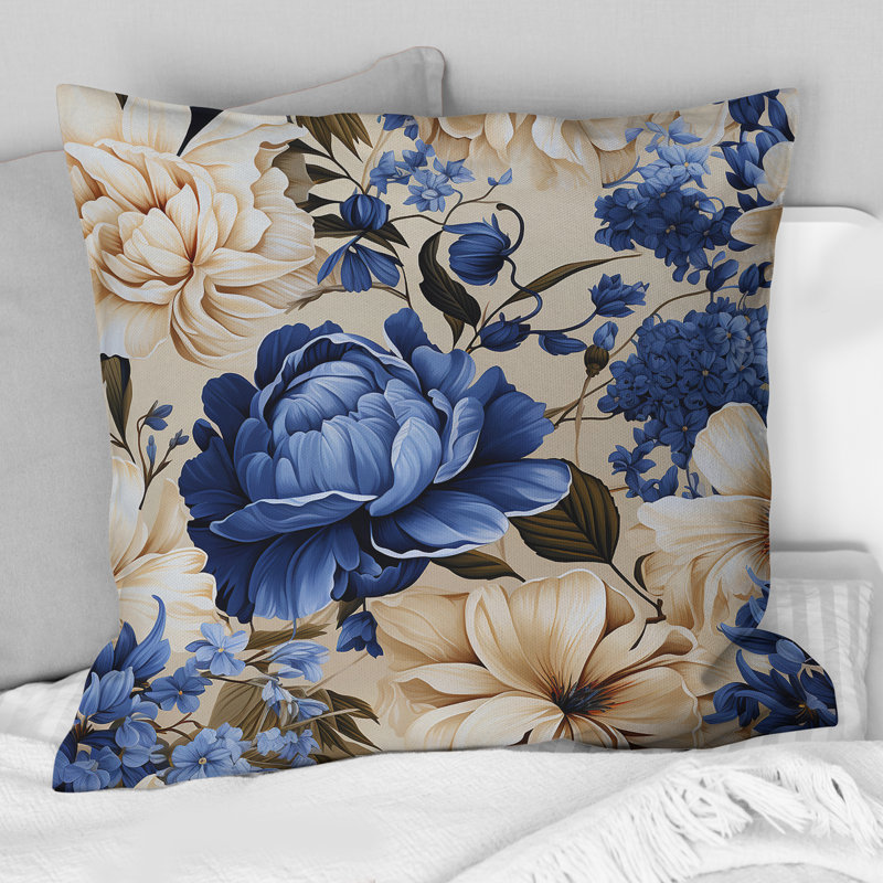 Coussin Blue Renaissance Florals Victorian, H 18 po x l 18 po