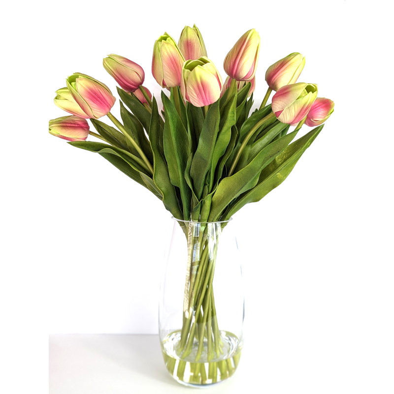 Arrangement de tulipes dans un faux vase d'eau (18 tiges)