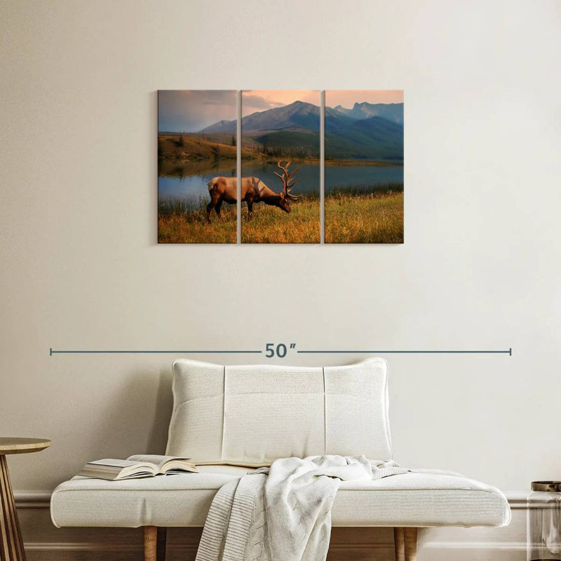 Lakeside Elk, 20" H x 33" W