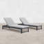 Chaise longue d'extérieur en teck Pawni-997388009
