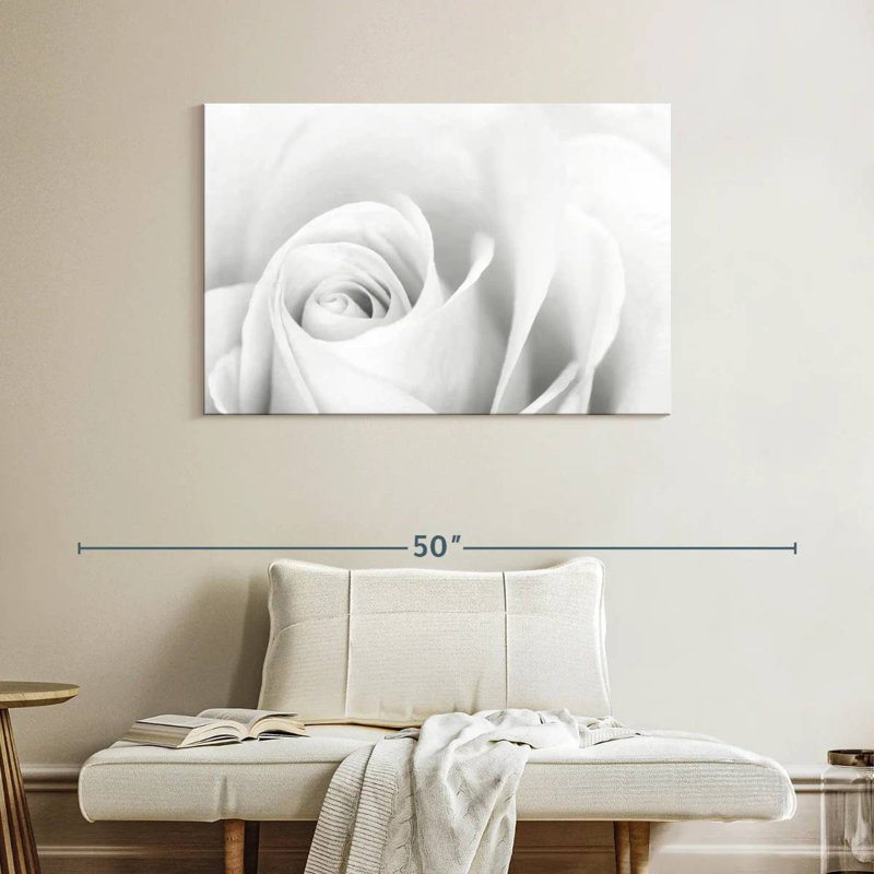 Fleur de rose blanche, H 26 po x l 39 po