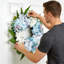 Couronne de printemps 20 po pour porte d'entrée, couronne d'hortensias artificiels bleus et blancs avec marguerite papillon pour décoration murale