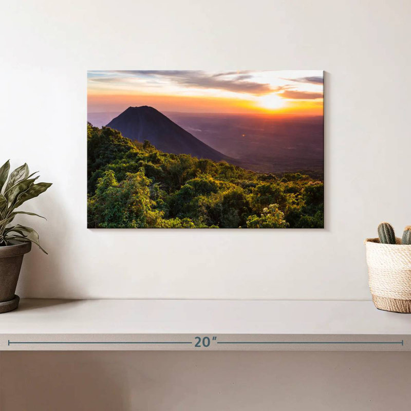 Harpa Cerro Verde Volcano, 8" H x 12" W