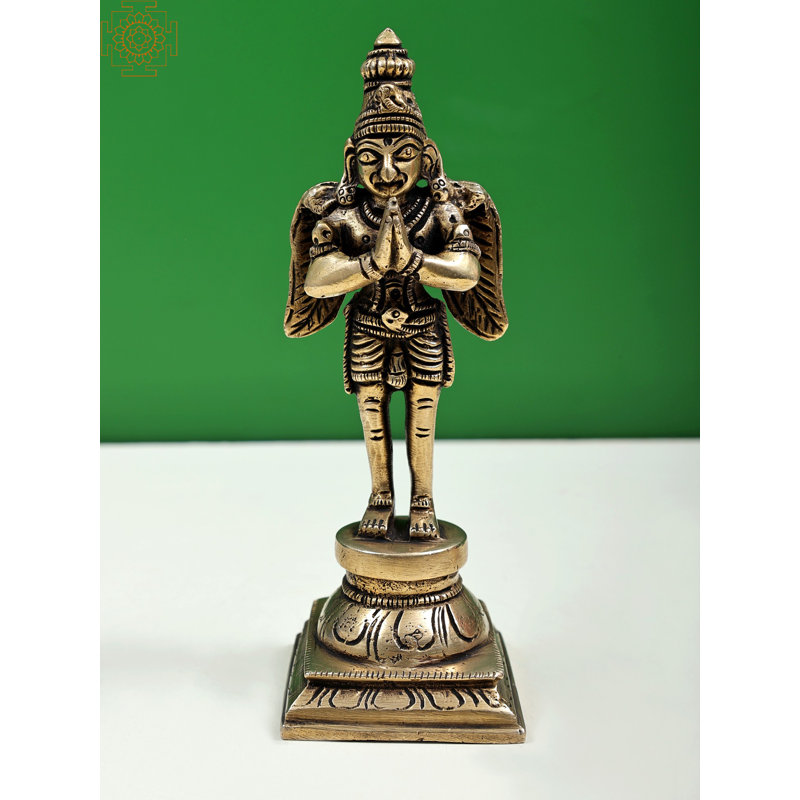 Petit garuda à Namaskara Mudra