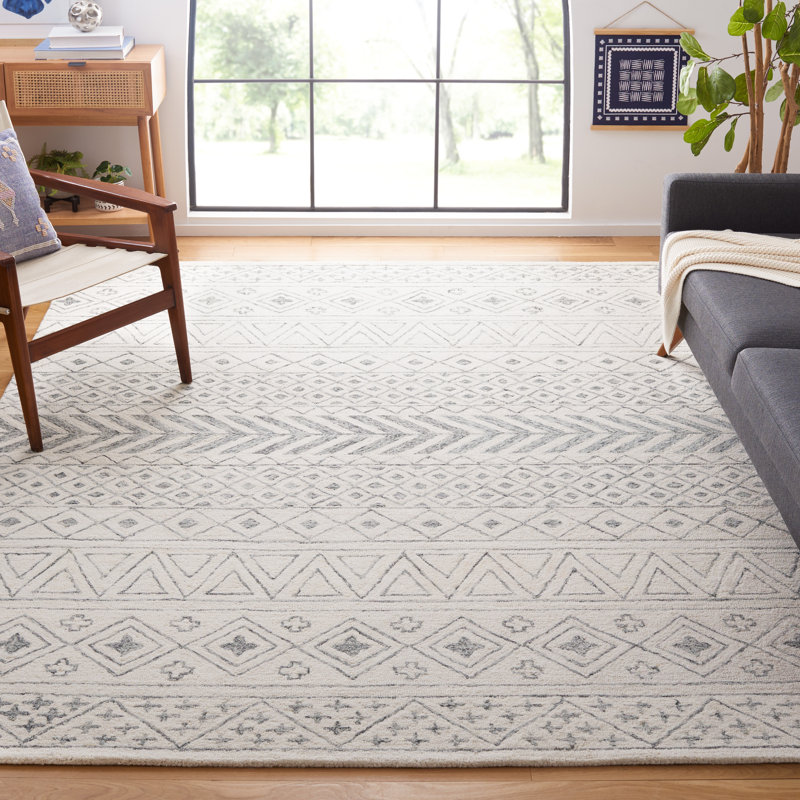 Metro Hand Tufted Wool/Cotton/Latex Rug in Gray, Rectangle 8' x 10'