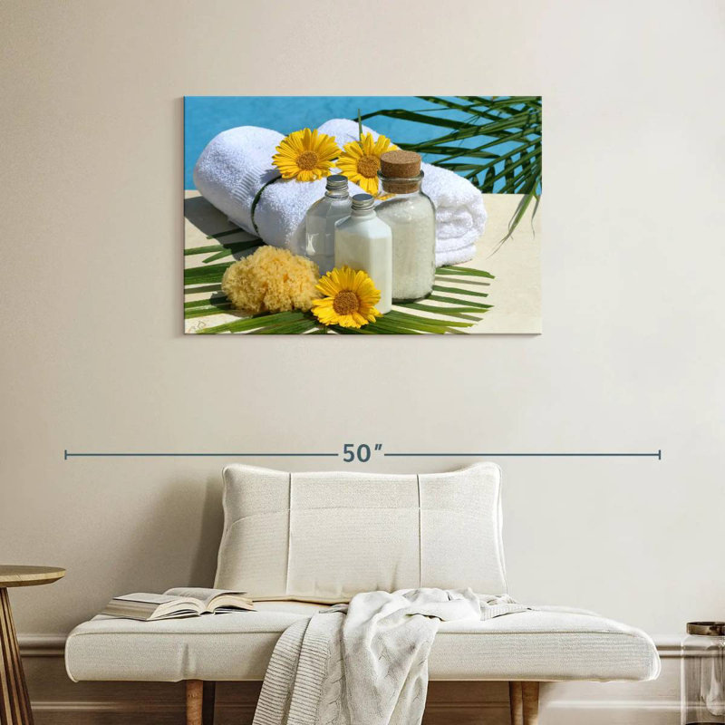 Kerrick Poolside Spa Essentials, 24" H x 36" W