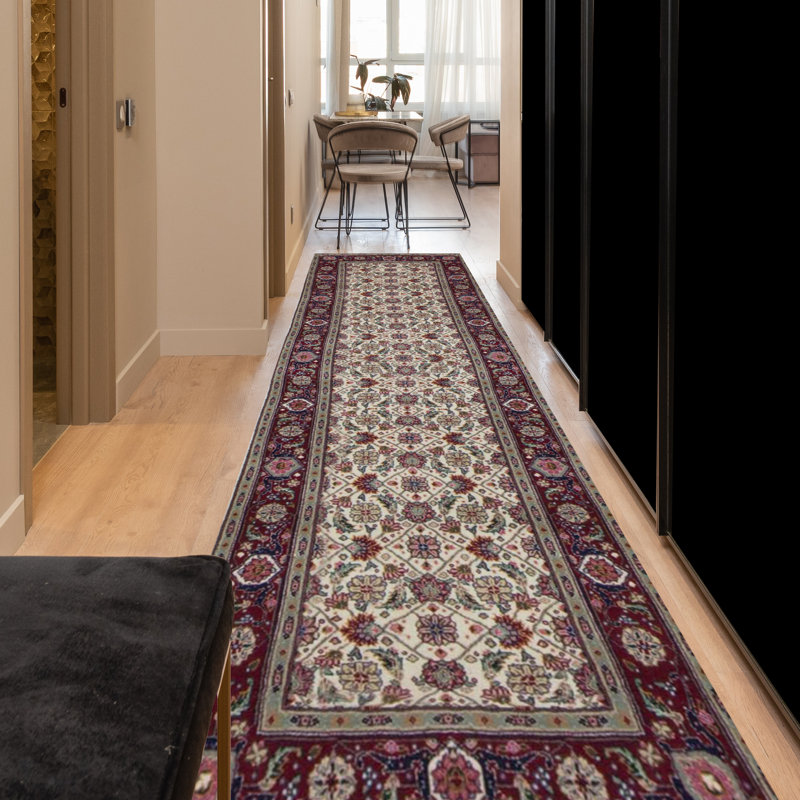 Jahan One-of-a-Kind 2'6" X 9' Area Rug