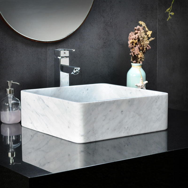 Évier à simple cuve carrée en blanc Carrera 15,75 po x 15,75 po x 5,12 po
