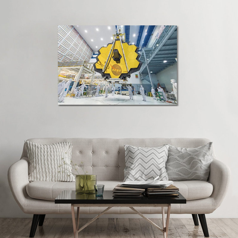«James Webb Space Telescope Mirror», reproduction d'art sur toile tendue, 48" x 32", Toile tendue avec châssis, No Frame