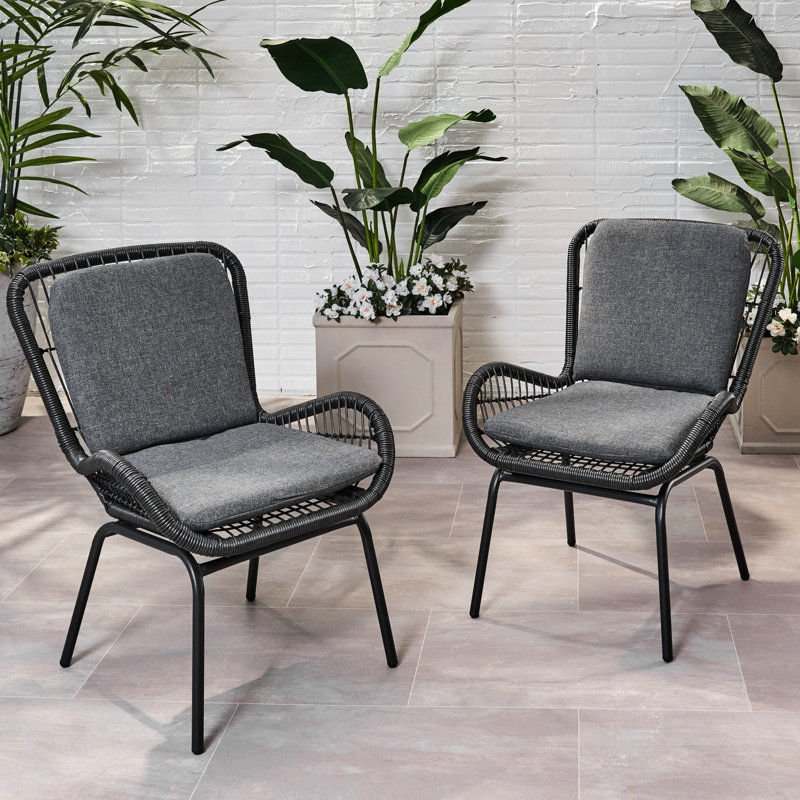 Chaise grise minimaliste avec et avec housses Chaise chic, siège, structure en fer