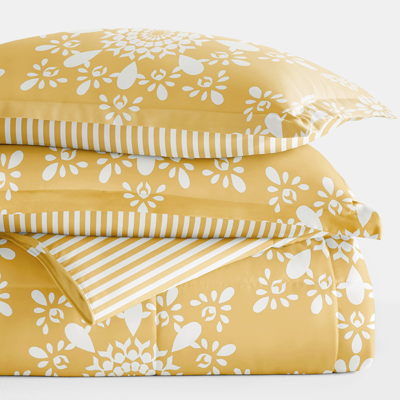 Yellow and White Floral Reversible King Down Alternative Comforter Set