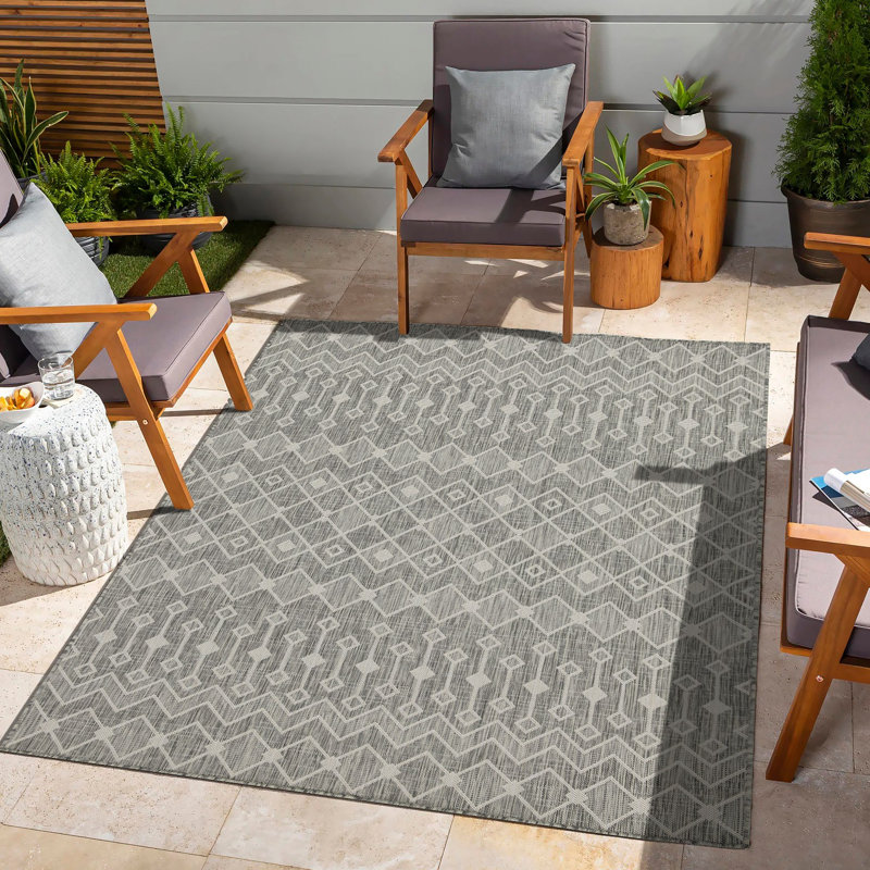 Sunshine Indoor/Outdoor Area Rug, Rectangle 7'10" x 10'3", Silver
