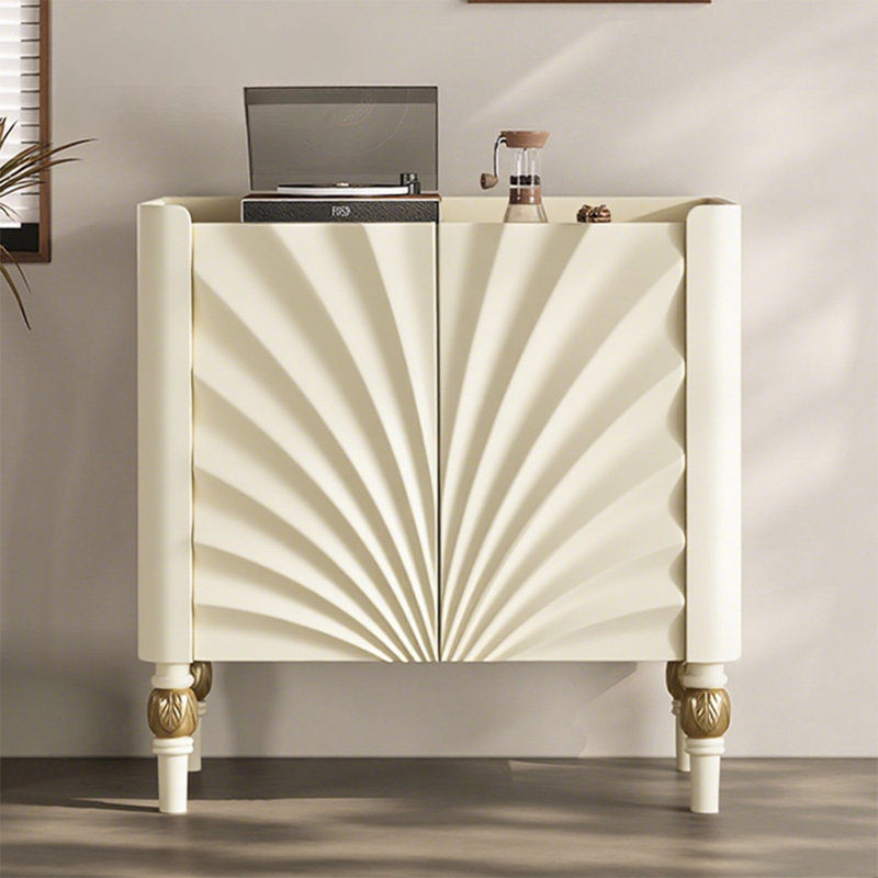 Buffet décoratif italien, H 31,5 po x l 31,5 po x P 15,75 po, Crème
