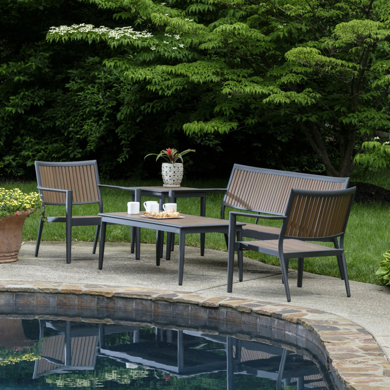 Limetta Powder Coated Aluminum Outdoor Lounge Chair