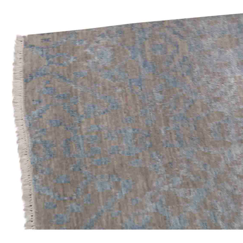 Hand Knotted Wool Area Rug in Silver And Blue