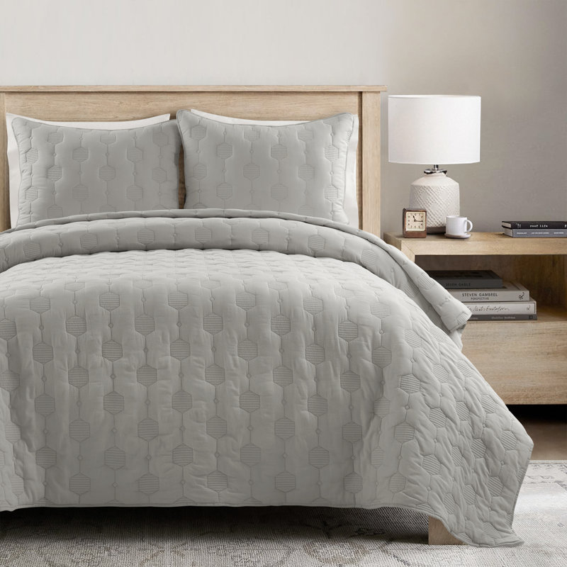 Standard Cotton 3 Piece Quilt Set, King Quilt + 2 King Shams, White