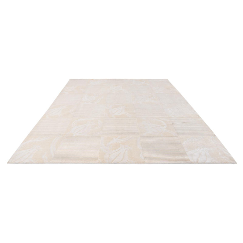 Iniguez Light Cream Rug