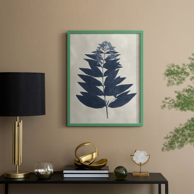 Reproduction encadrée de fleurs bleu marine pressées IV - bois massif