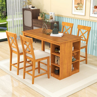 Ensemble de table de salle à manger Sobhi Farmhouse avec 3 tablettes de rangement et 4 chaises de salle à manger rembourrées