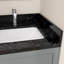 Garniture de garde-boue en marbre noir l 21 po x H 4 po pour comptoir de salle de bain-122258746